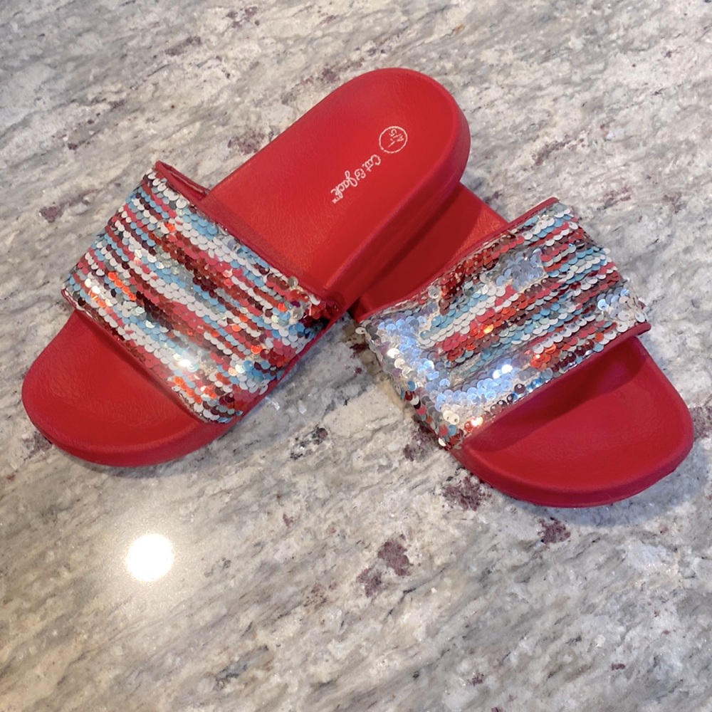 Cat & Jack Girls Strawberry Red Strap Slide Sequins Pool Sandals SIZE L 4/5